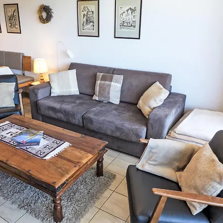 Jeanne D'arc Apt- H2-49 By Interhome *